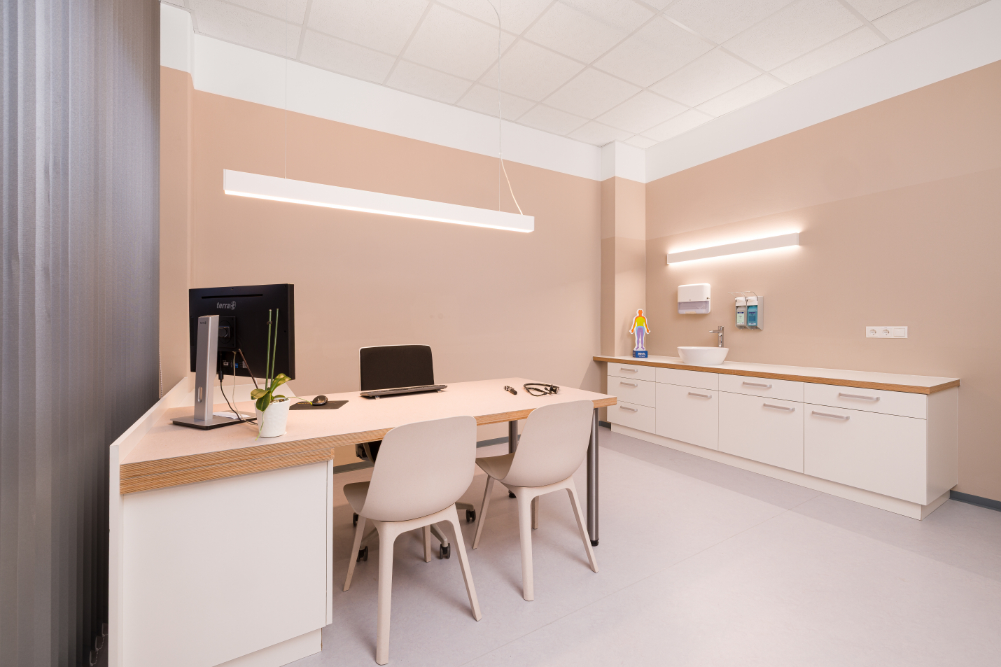 Warte Bereich Praxis O-Dorf